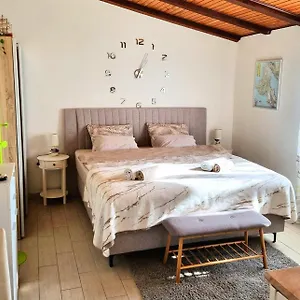  Apartment Lino